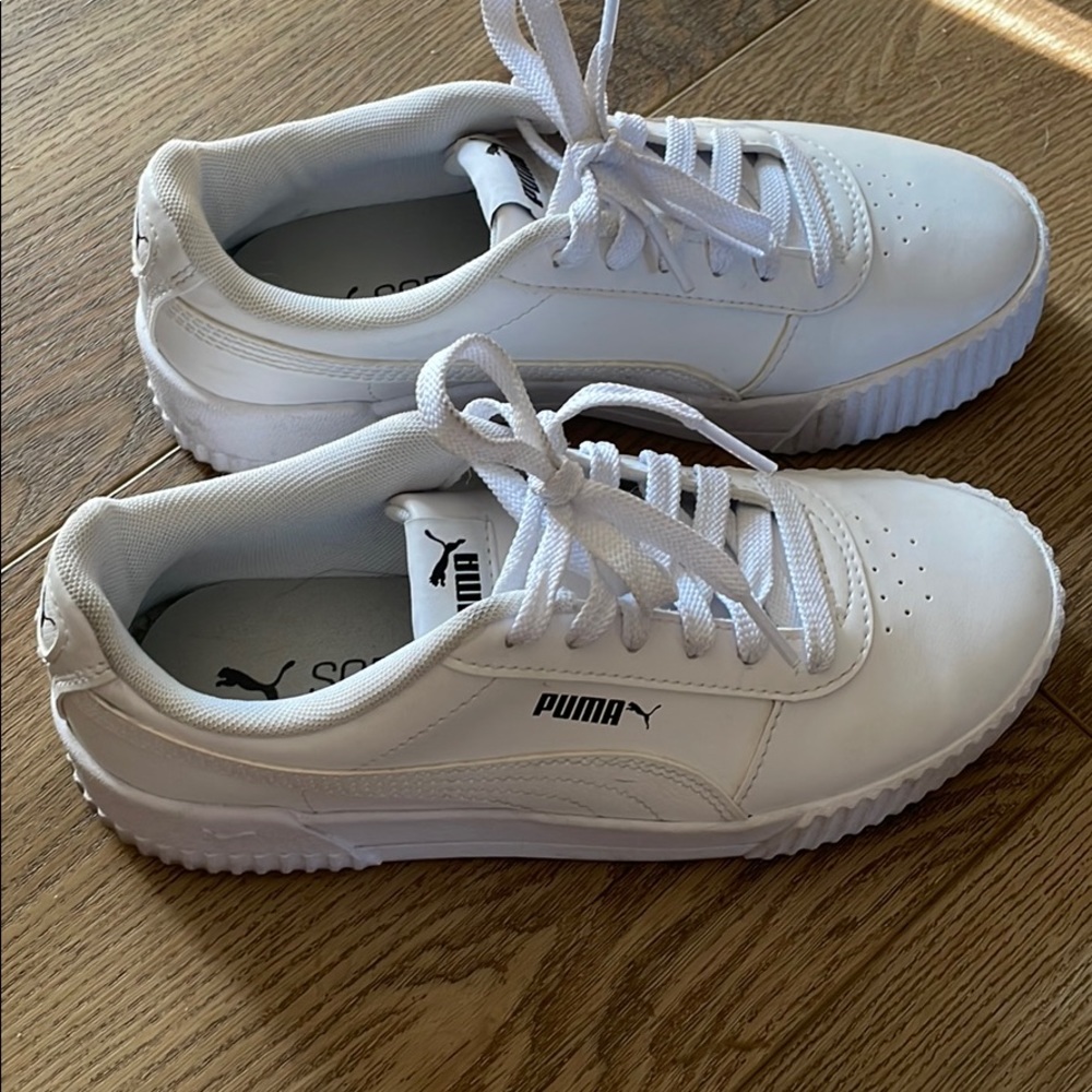 Puma - Carina Leather Sneakers